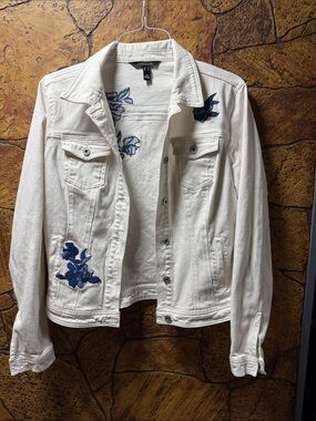 long tall sally White Denim Jacket with Blue Floral Embroidery P2P 20” length 22